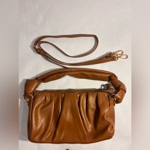 Urban Expressions Shoulder Bag / long strap attachment
